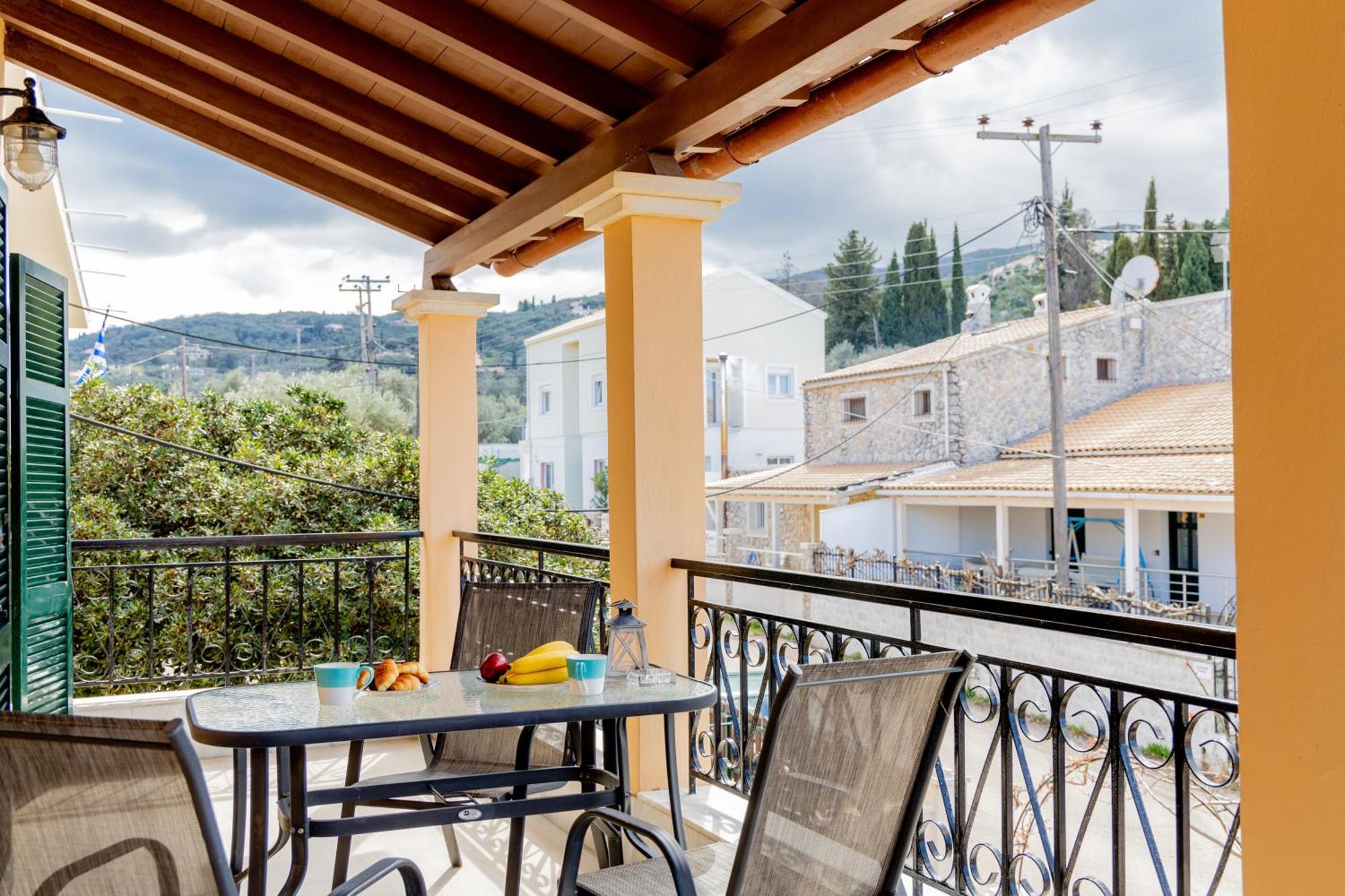 Nikos Cassiopeia Apartment Kassiopi Exterior photo