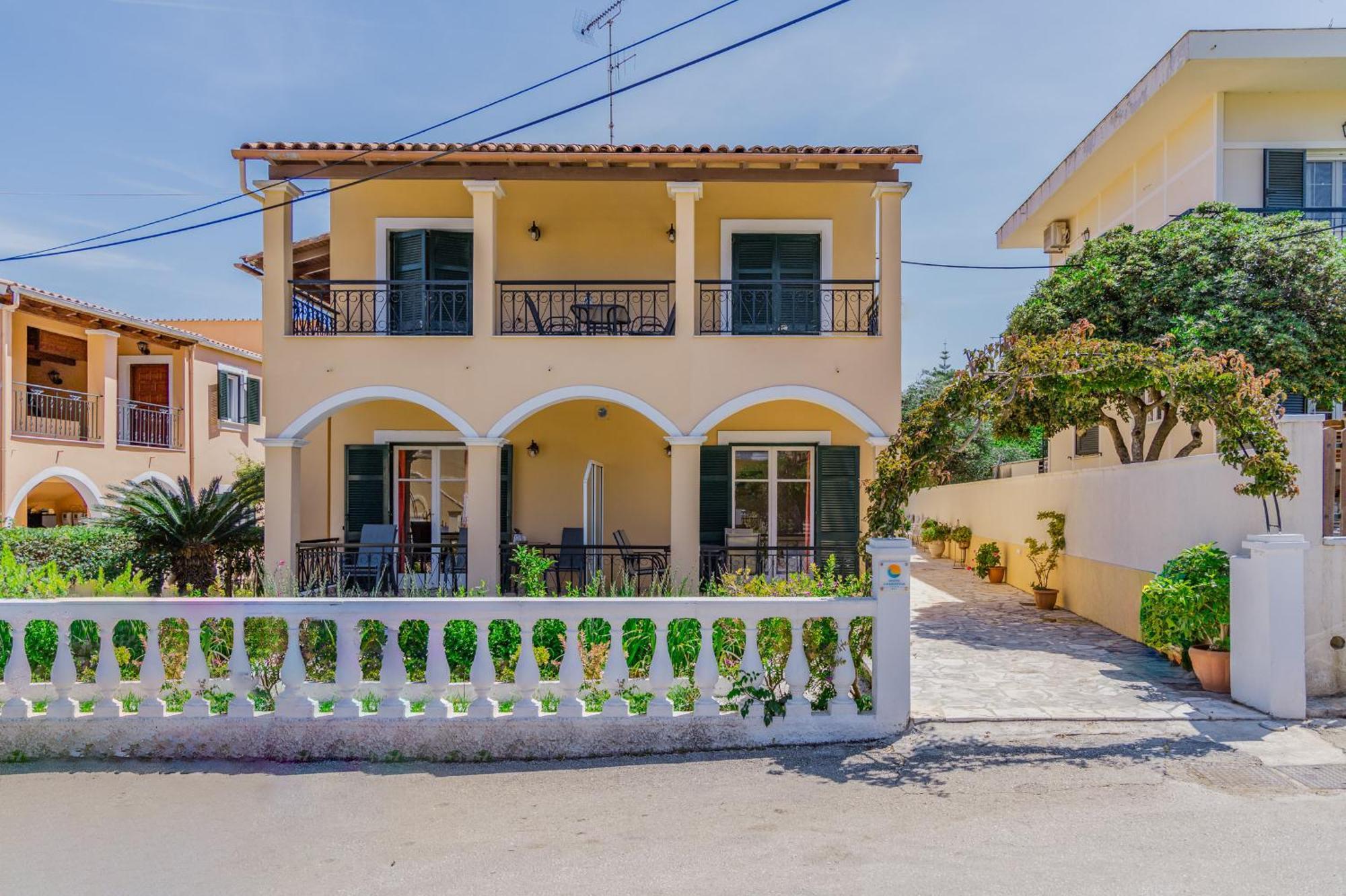 Nikos Cassiopeia Apartment Kassiopi Exterior photo