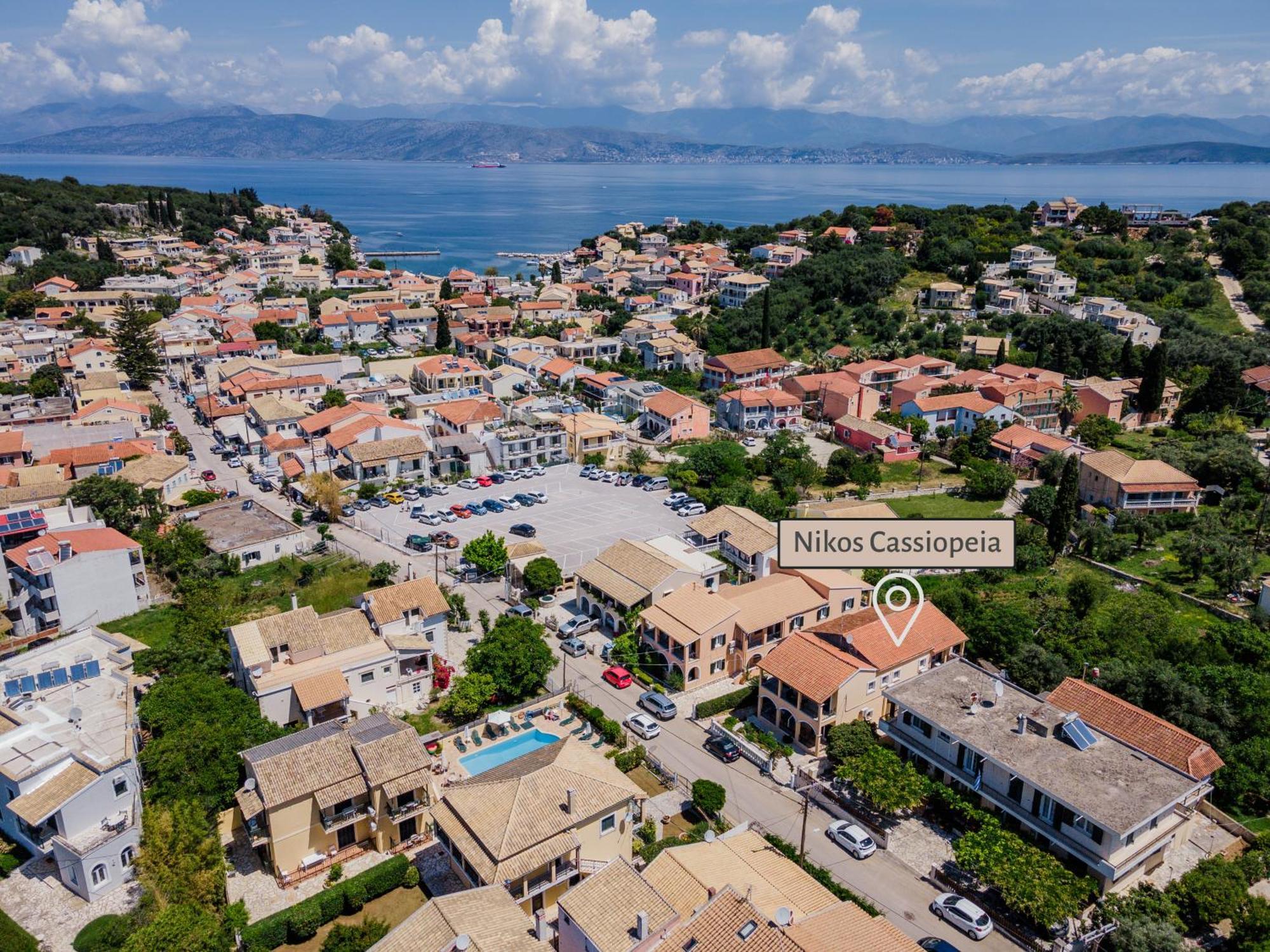 Nikos Cassiopeia Apartment Kassiopi Exterior photo